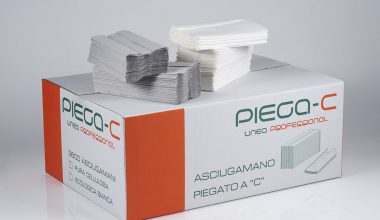Asciugamano piegato a C Asciugamano piegato a C